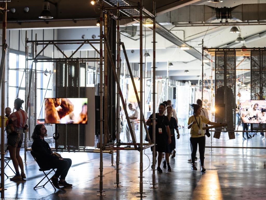 ផលប៉ះពាល់នៃបច្ចេកវិទ្យាទៅលើសង្គម